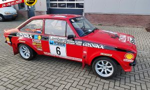 Van LaarS Ford Escort RS1800-aktuell